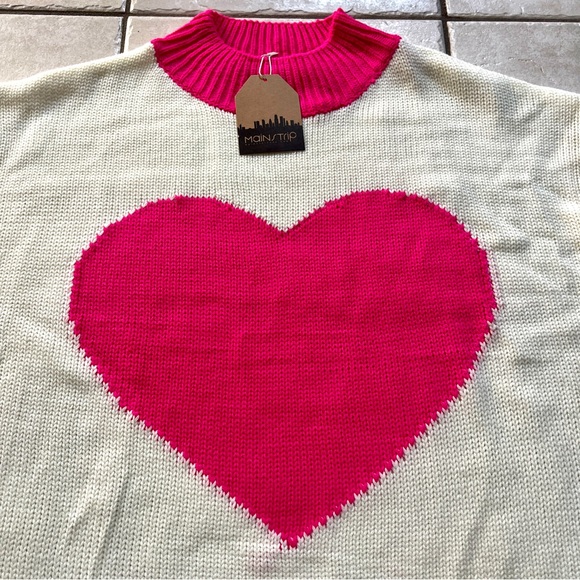 NWT Main Strip ‘Heart’ Sweater M/L - Picture 8 of 14
